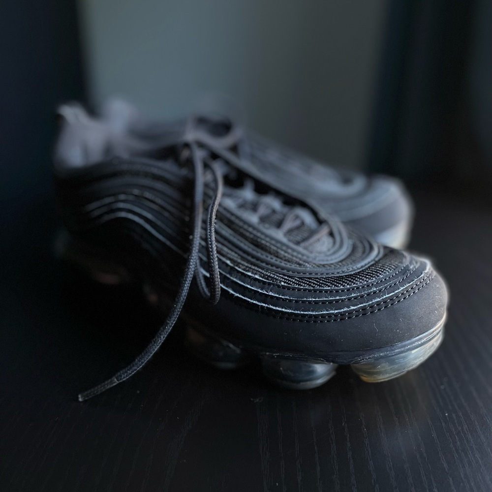 Black Nike Air Vapormax 97 GS Triple Black - Picture 3 of 5